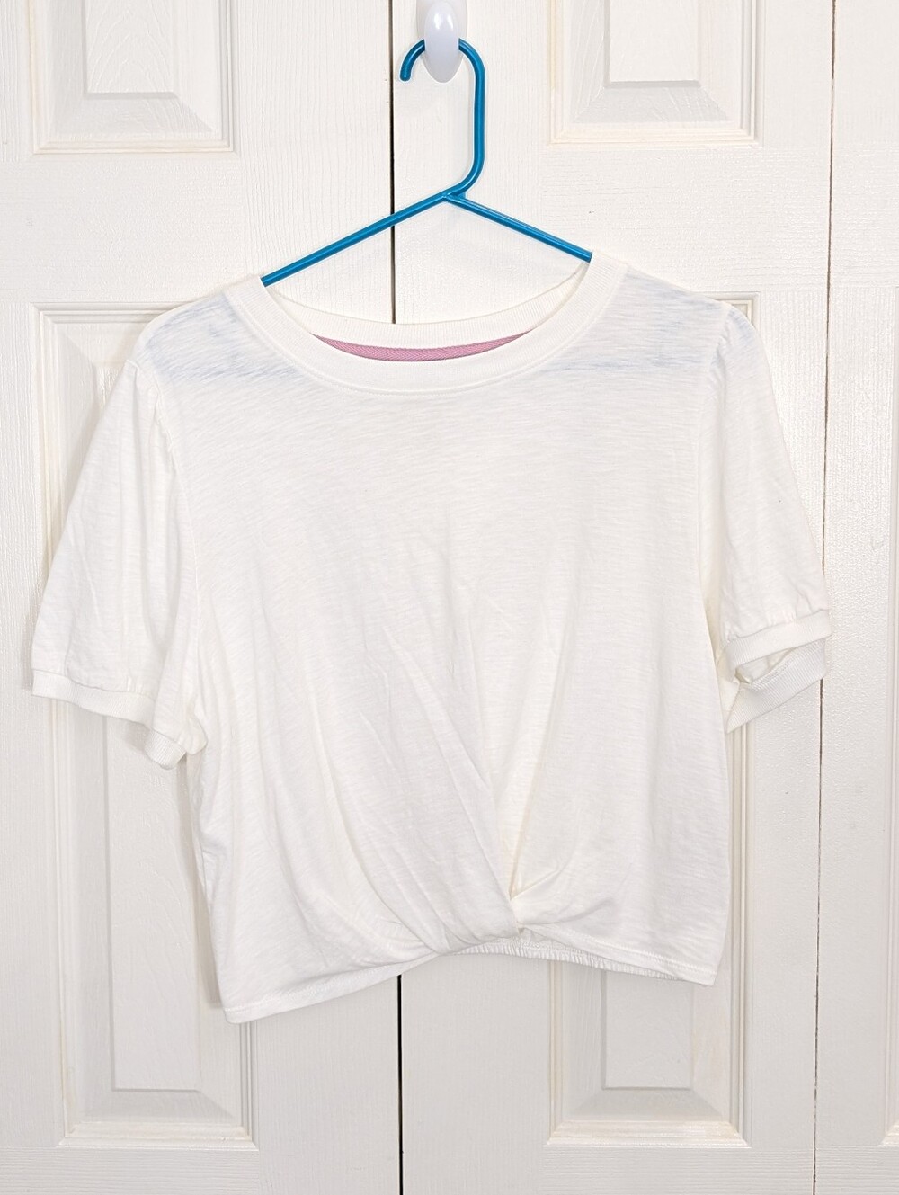 NEW SO: Women's Short sleeve twist crop - White - Size XL